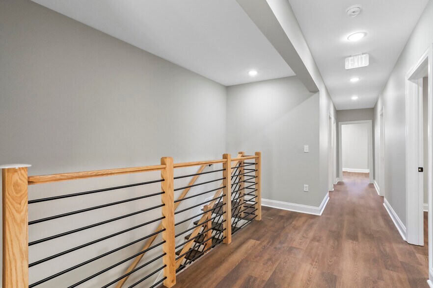 More Photos Of 127 E King St, Martinsburg Office For Lease