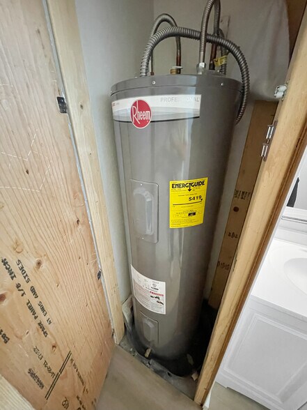 More Photos Of 1925 W Village Dr, Phoenix Multifamily For Sale