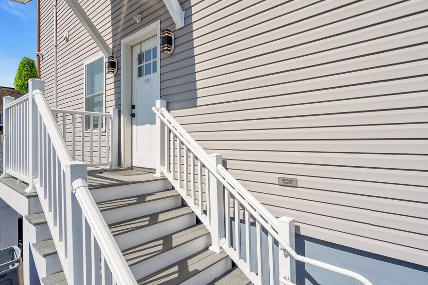 More Photos Of 759 US-9, Berkeley Township Flex For Sale