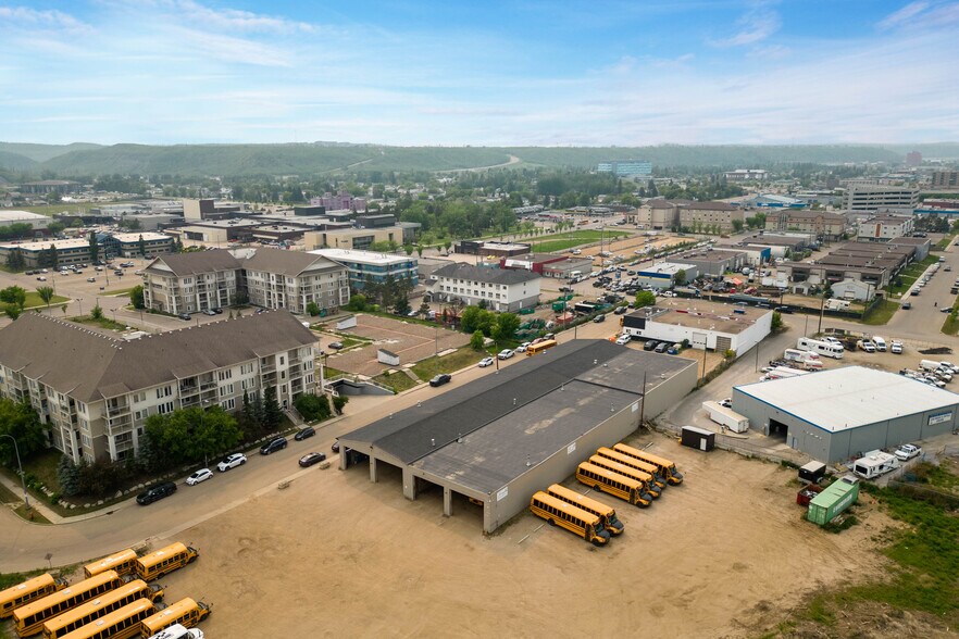 More Photos Of 8030 Golosky Av, Fort McMurray Truck Terminal For Lease