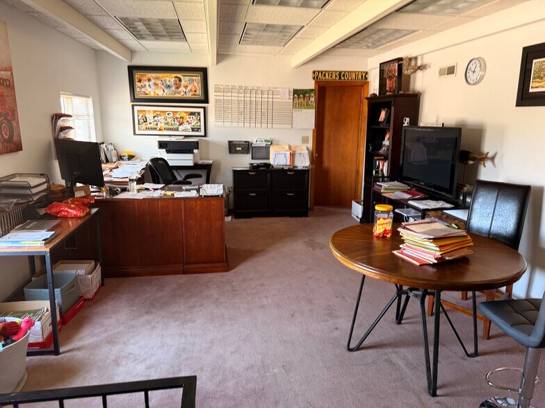 More Photos Of , Moorhead Unknown For Sale