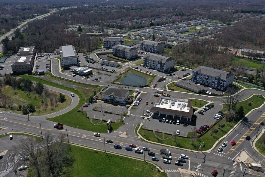 More Photos Of 3300 US Highway 9, Freehold Unknown For Lease