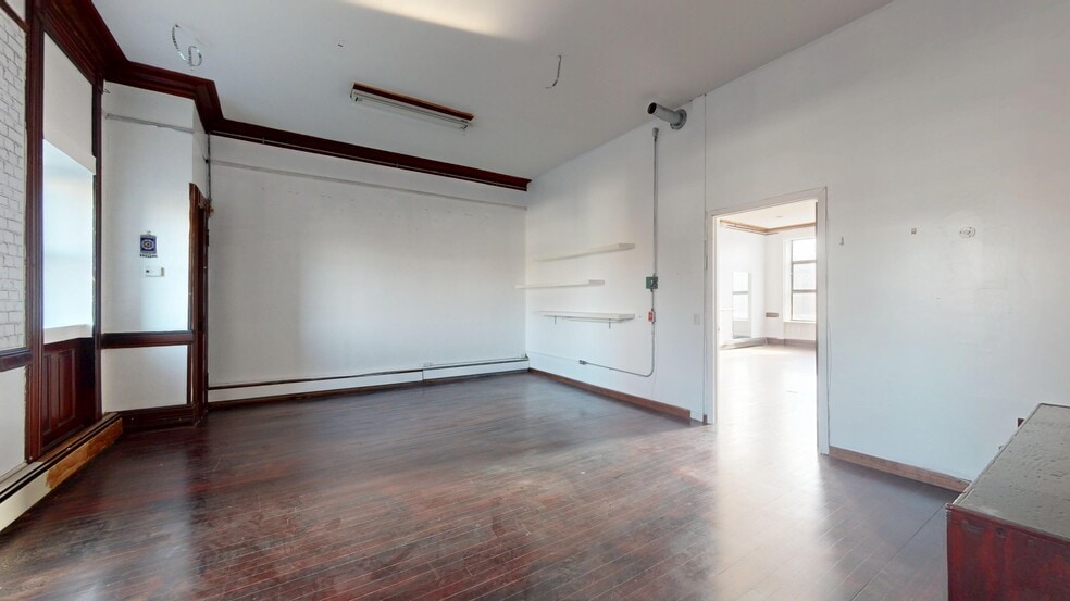 More Photos Of 42 W Main St, Riverhead Storefront Retail Office For Lease