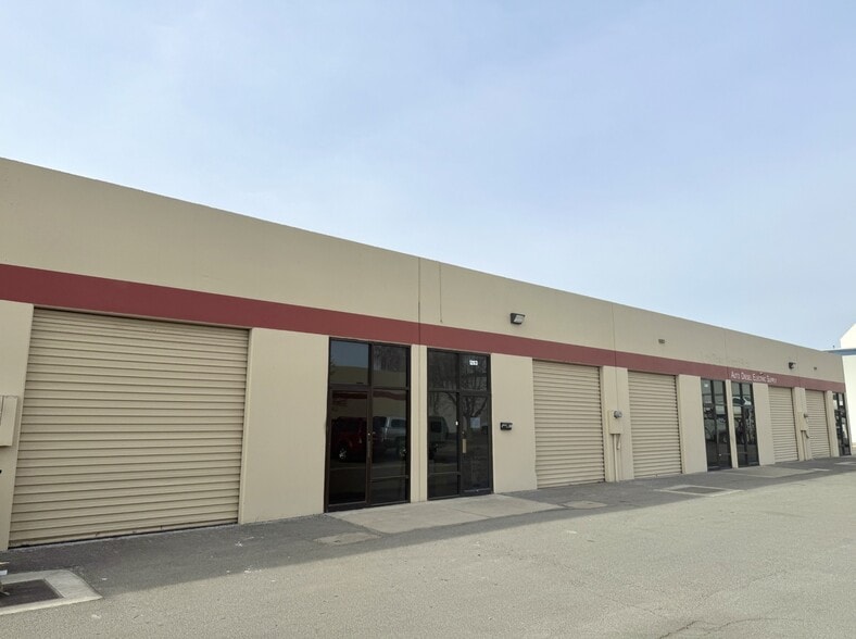 More Photos Of 1233-1267 Gator Way, Sparks Warehouse For Lease