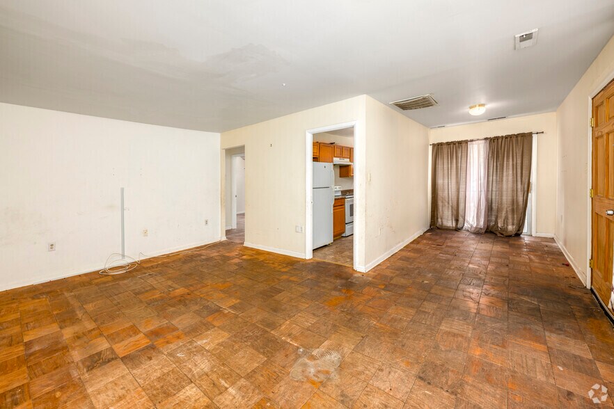 More Photos Of 601 Eastern Ave NE, Capitol Heights Medical For Sale