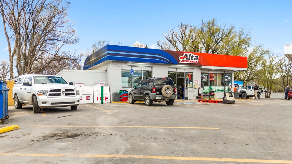 More Photos Of 315 8th St, Saguache Convenience Store For Sale
