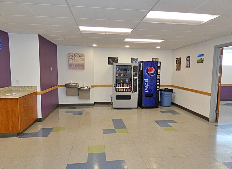 More Photos Of 2495 Elmwood Ave, Buffalo Office For Sale