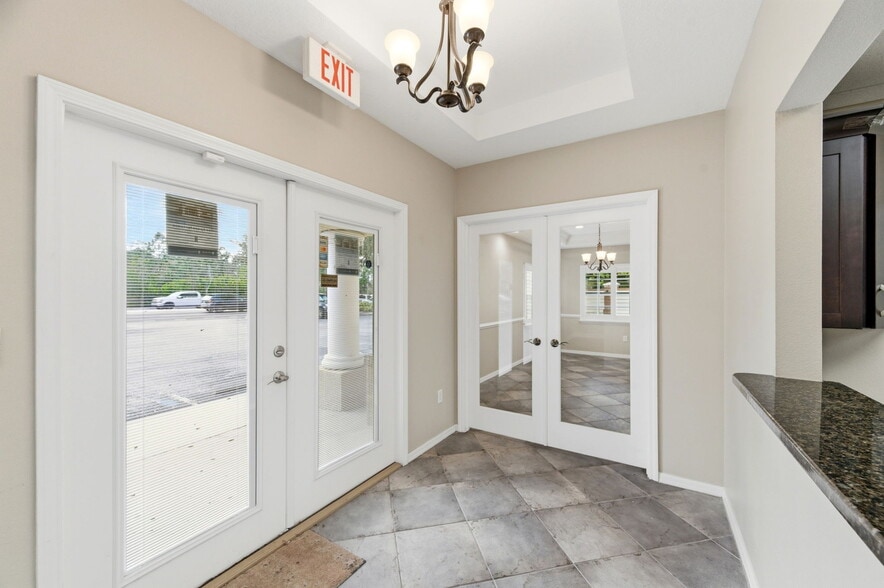 More Photos Of 11373 Country Way Blvd, Tampa Medical For Sale