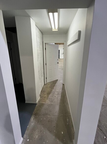 More Photos Of 4907 1st Ave, Edson Light Distribution For Lease