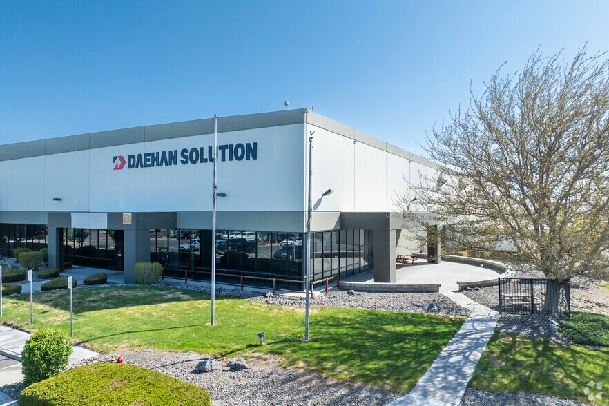 Primary Photo Of 1600 E Newlands Dr, Fernley Warehouse For Lease