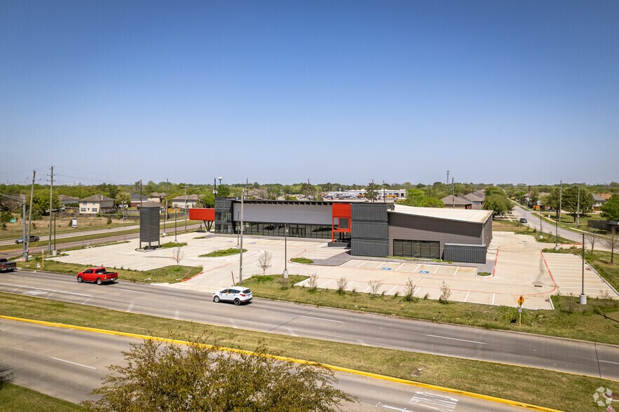 More Photos Of 9802 Antoine Dr, Houston Storefront Retail Office For Lease