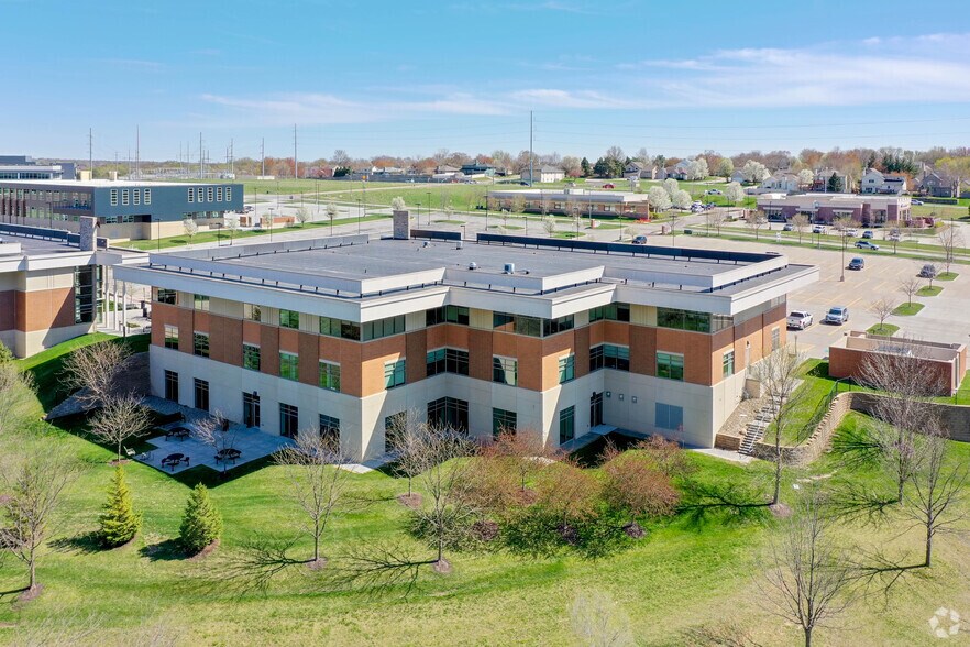 More Photos Of 17110 Marcy St, Omaha Office For Sale