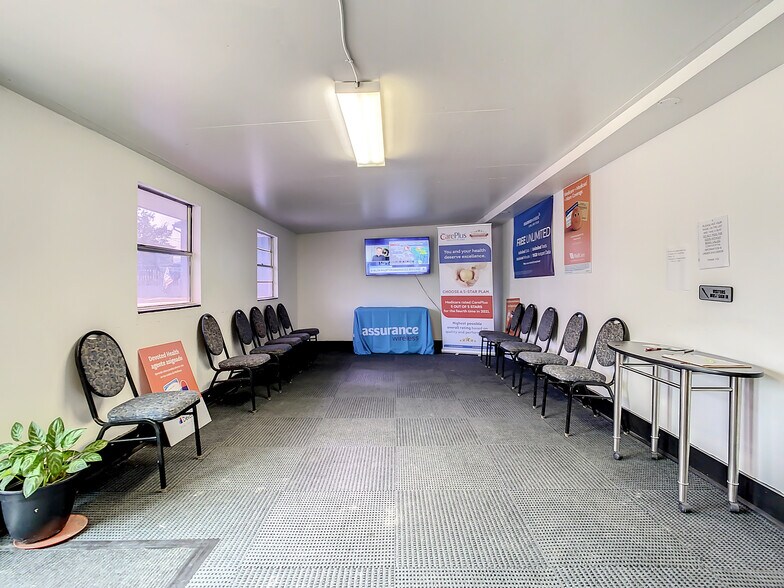 More Photos Of 315 Magnolia Ave, Auburndale Office Residential For Lease