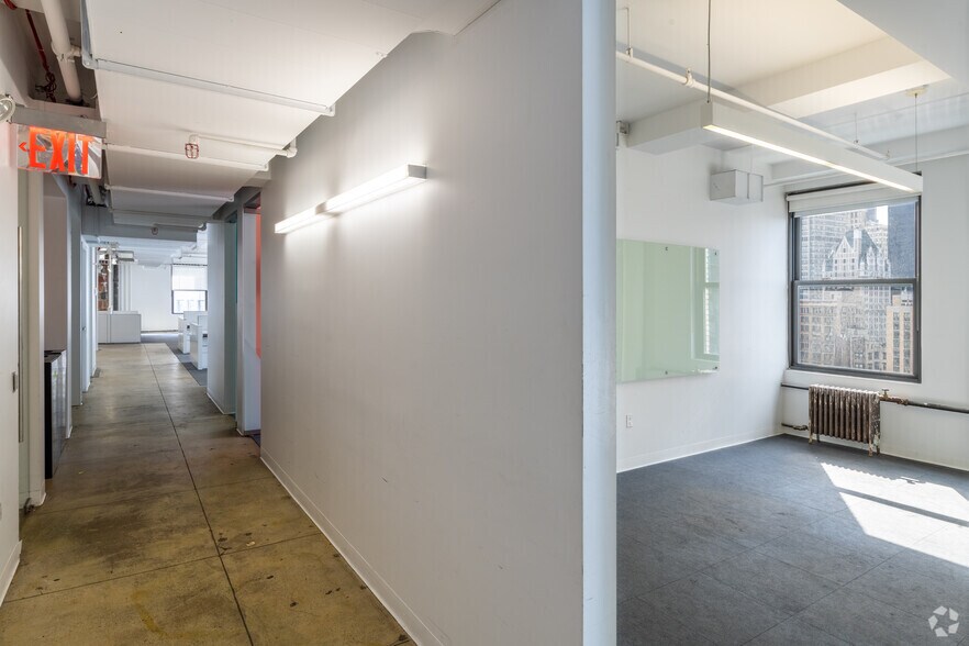 More Photos Of 225 Broadway, New York Office For Lease