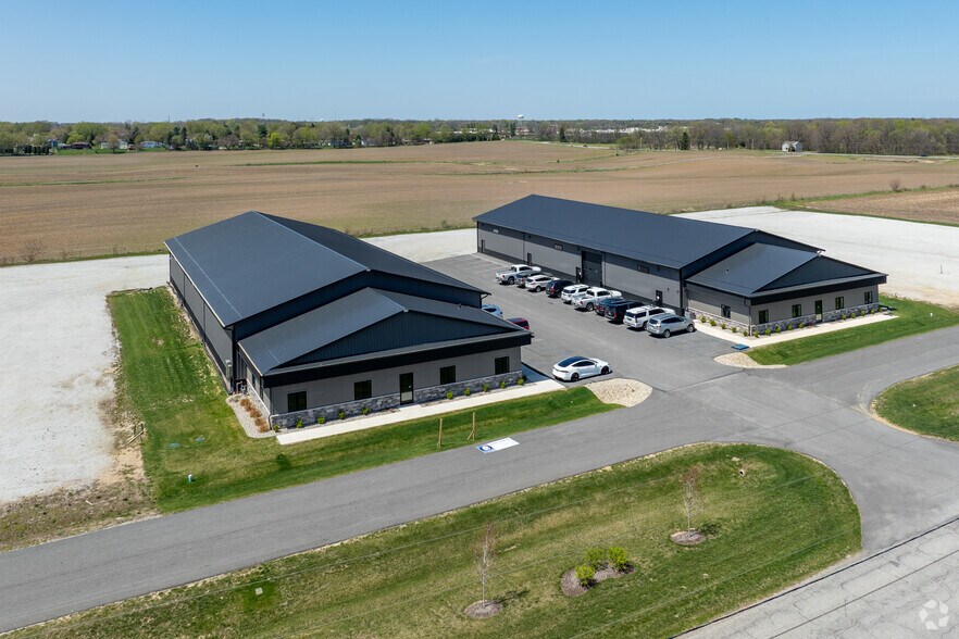 More Photos Of 280 Cr-325 E, Valparaiso Warehouse For Sale