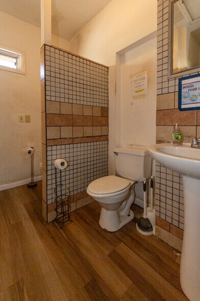 More Photos Of 904 Piikoi St, Honolulu Apartments For Sale