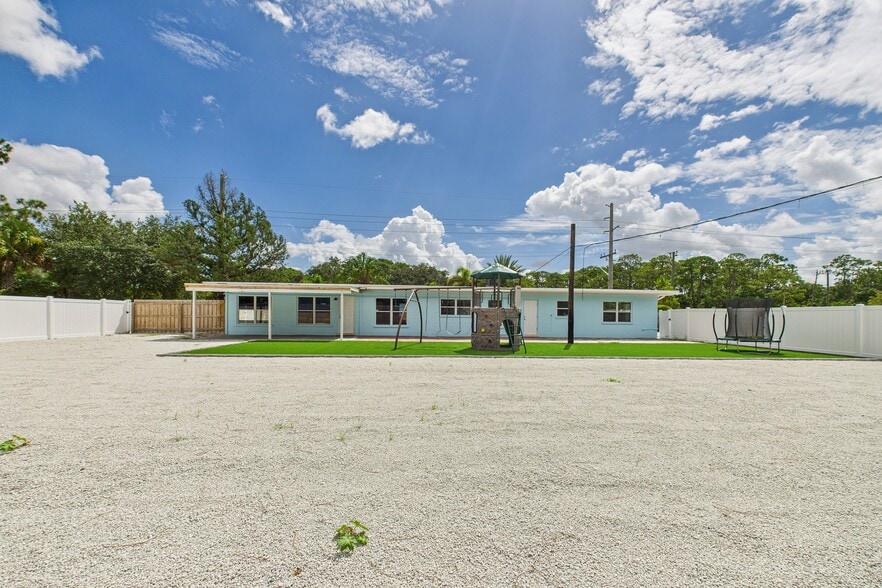 More Photos Of 1340 S Wickham Rd, West Melbourne Daycare Center For Sale