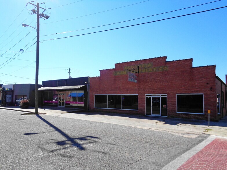 More Photos Of 111 W Ridgeley St, Atmore Storefront For Sale