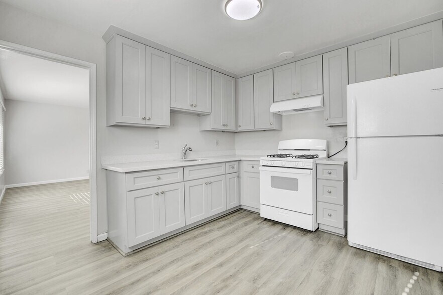 More Photos Of 8811 A St, Oakland Apartments For Sale