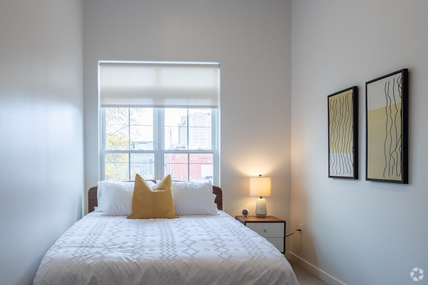 More Photos Of 75 Canal St, Manchester Apartments For Lease