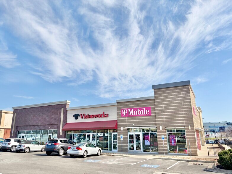Primary Photo Of 1843 Village West Pky, Kansas City Freestanding For Lease