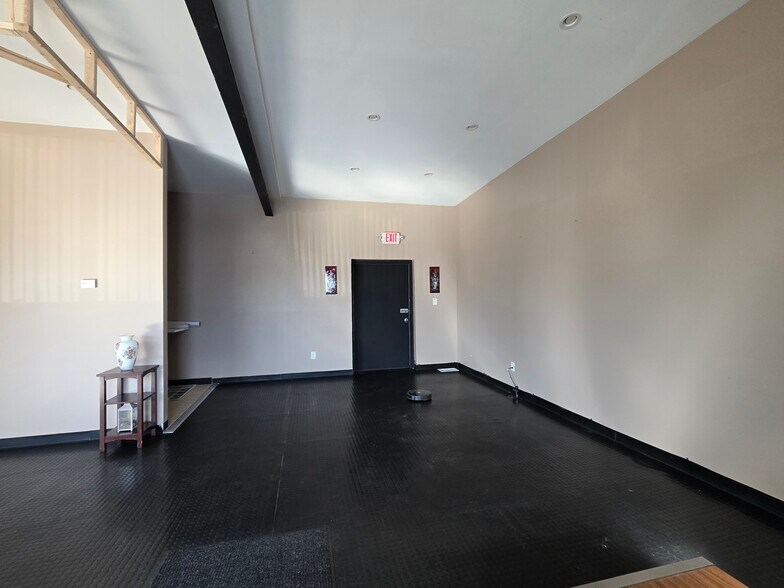 More Photos Of 1-3 Ivy Rd, Kings Park Medical For Lease