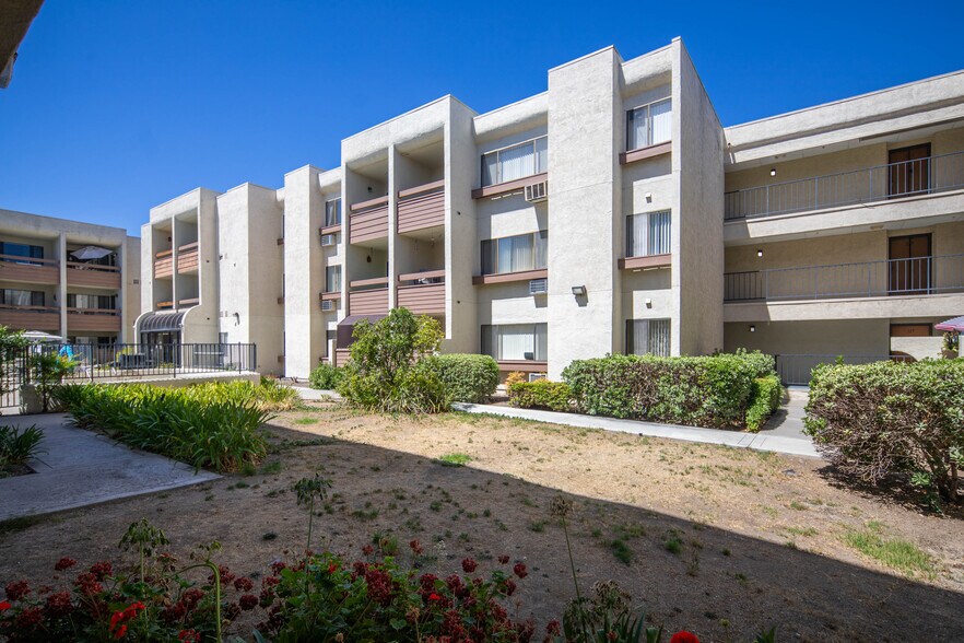 More Photos Of 5041 Guava Ave, La Mesa Apartments For Sale