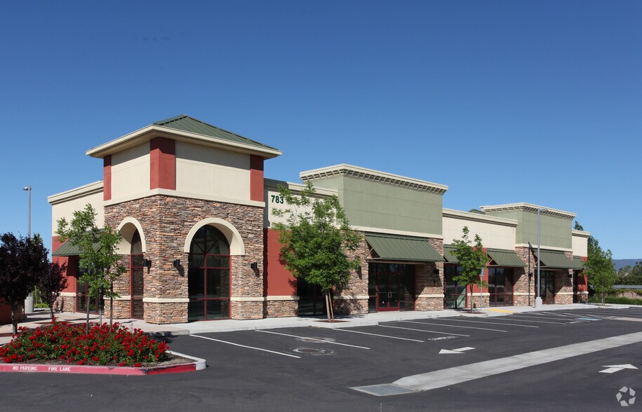 More Photos Of 783-785 Orange Dr, Vacaville Unknown For Lease