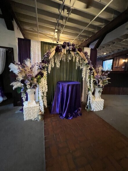 More Photos Of 315 W Solomon St, Griffin Office For Sale