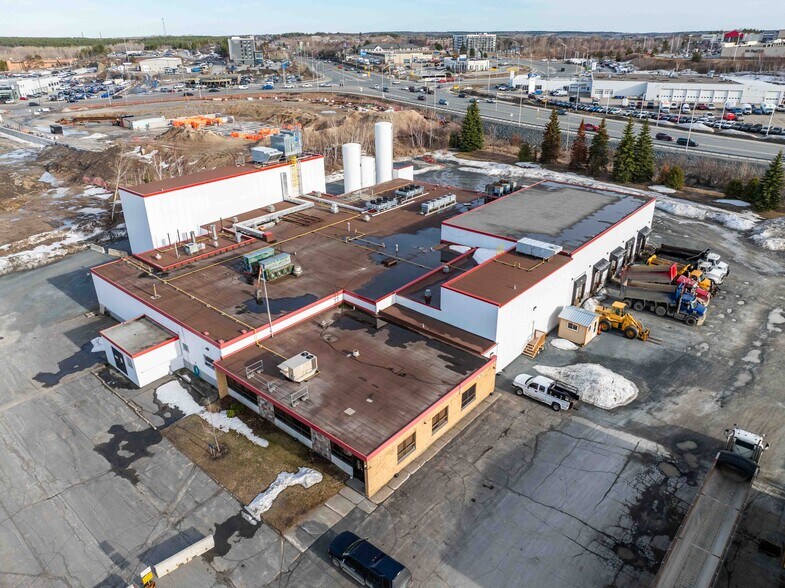 More Photos Of 500 Barrydowne Rd, Sudbury Manufacturing For Sale
