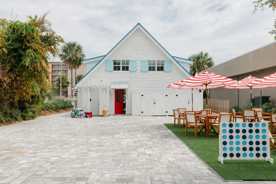 More Photos Of 3381 S Fletcher Ave, Fernandina Beach Freestanding For Lease