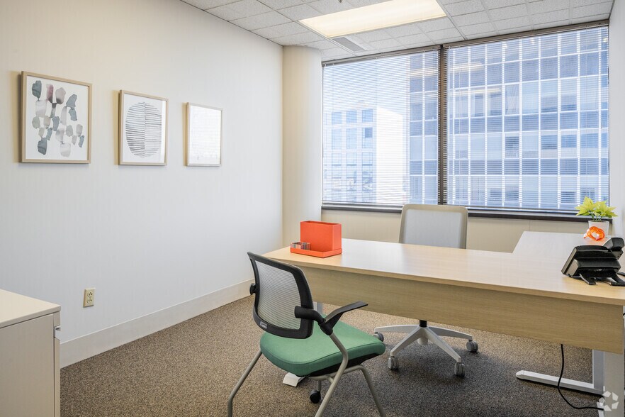 More Photos Of 231 S Bemiston Ave, Clayton Coworking Space