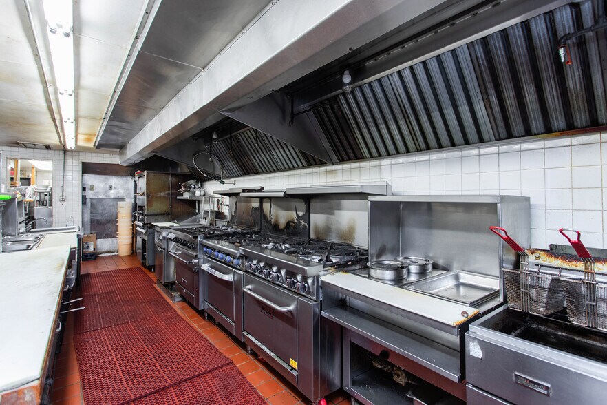 More Photos Of 126 Mariaville Rd, Schenectady General Retail For Sale