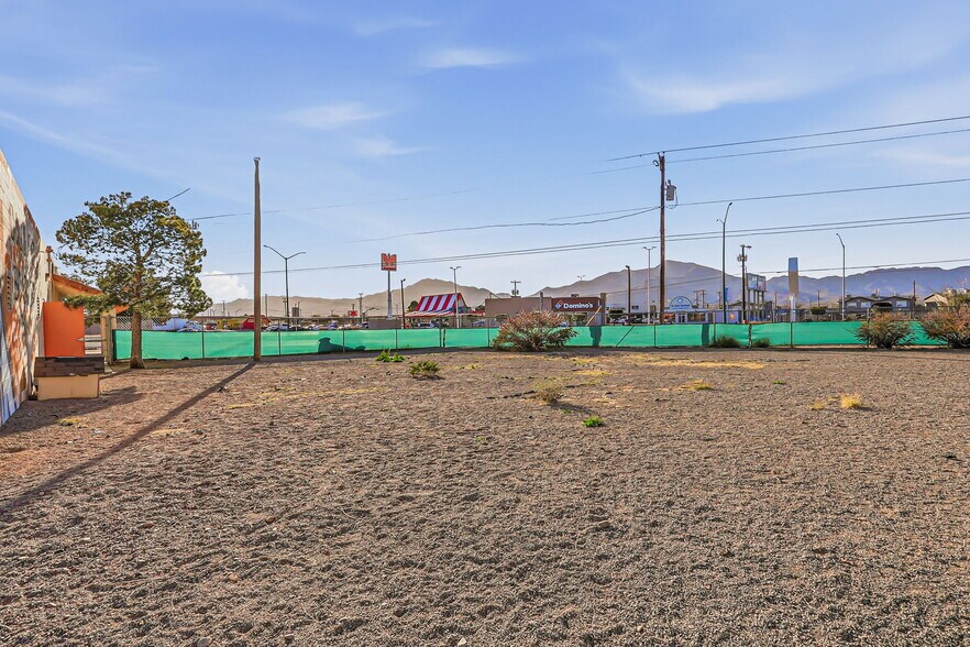 More Photos Of 10050 Mccombs St, El Paso Medical For Sale