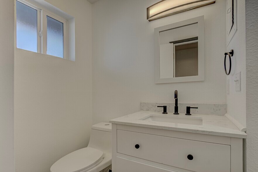 More Photos Of 408 W Main St, Payson Freestanding For Sale