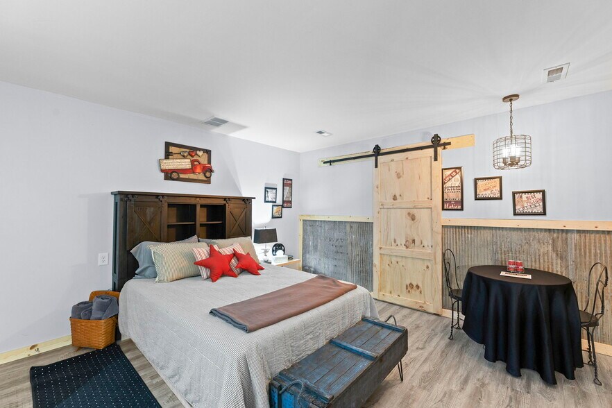 More Photos Of 116 N 3rd St, Burlington Apartments For Sale