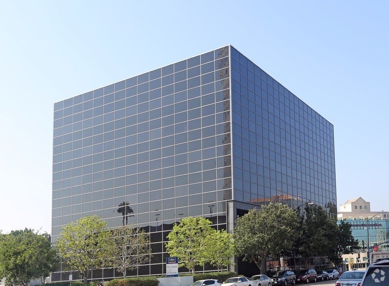 More Photos Of 4000 W Alameda Ave, Burbank Office For Lease