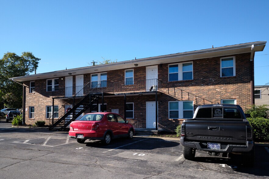 More Photos Of 609 E Inskip Dr, Knoxville Apartments For Sale