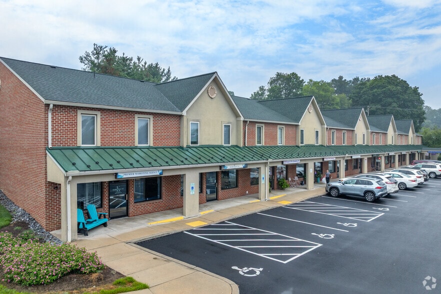 Primary Photo Of 111-151 Oakridge Dr, Mountville Apartments For Lease