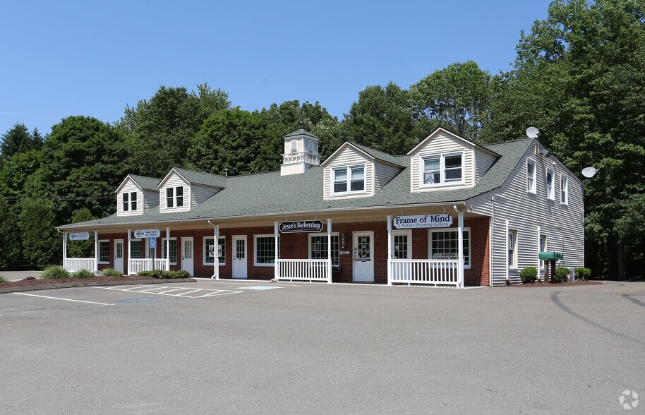 Primary Photo Of 312-320 Oxford Rd, Oxford Office Residential For Lease