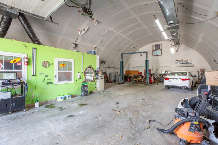 More Photos Of 15 N White St, Poughkeepsie Warehouse For Sale