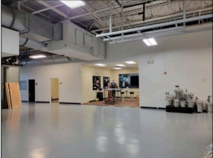 More Photos Of 320 Phillips Ave, Toledo Manufacturing For Sale