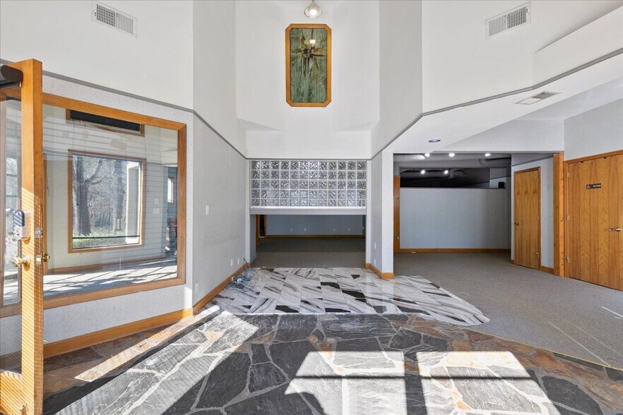 More Photos Of 1977 N Park Pl SE, Atlanta Office For Sale