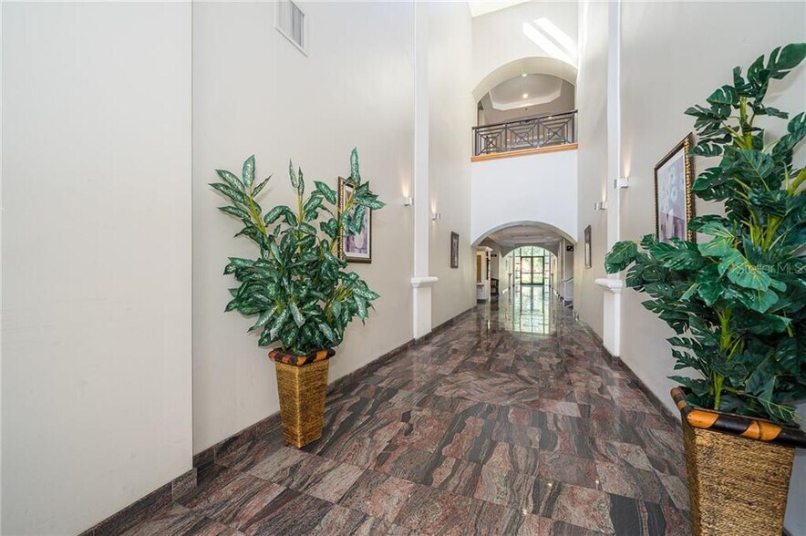 More Photos Of 1507 S Hiawassee Rd, Orlando Medical For Sale