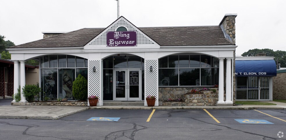 More Photos Of 1265 Reservoir Ave, Cranston General Retail For Lease