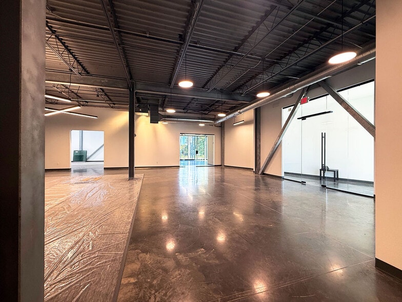 More Photos Of 8989 Weier Rd, Pevely Industrial For Sale