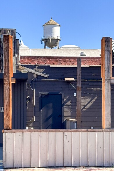 More Photos Of 5862-5872 Doyle St, Emeryville Restaurant For Sale