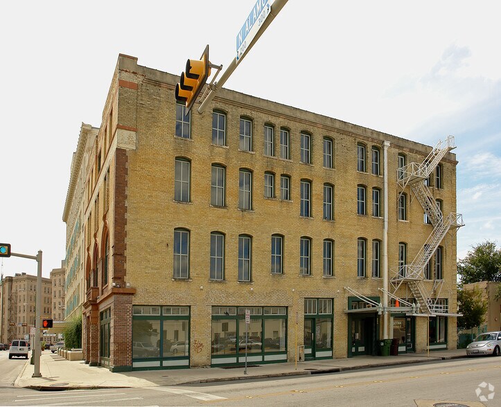 More Photos Of 219 N Alamo St, San Antonio Office For Sale