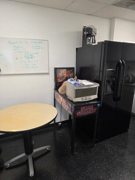 More Photos Of 1400 NW 107th Ave, Miami Medical For Lease