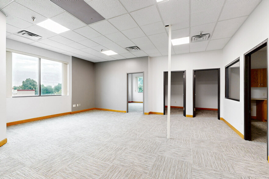 More Photos Of 181 W Boardwalk Dr, Fort Collins Office For Sale